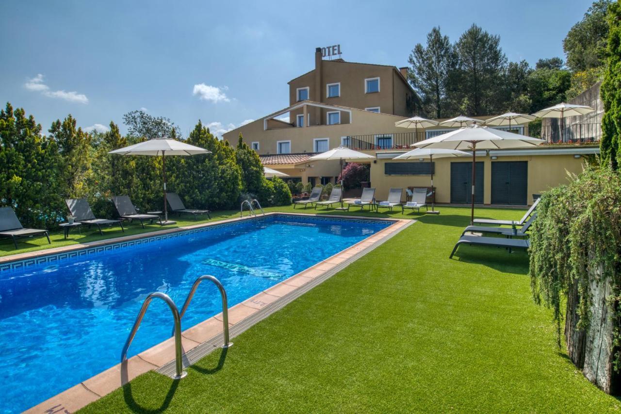 Hotel Costabella Girona Bagian luar foto