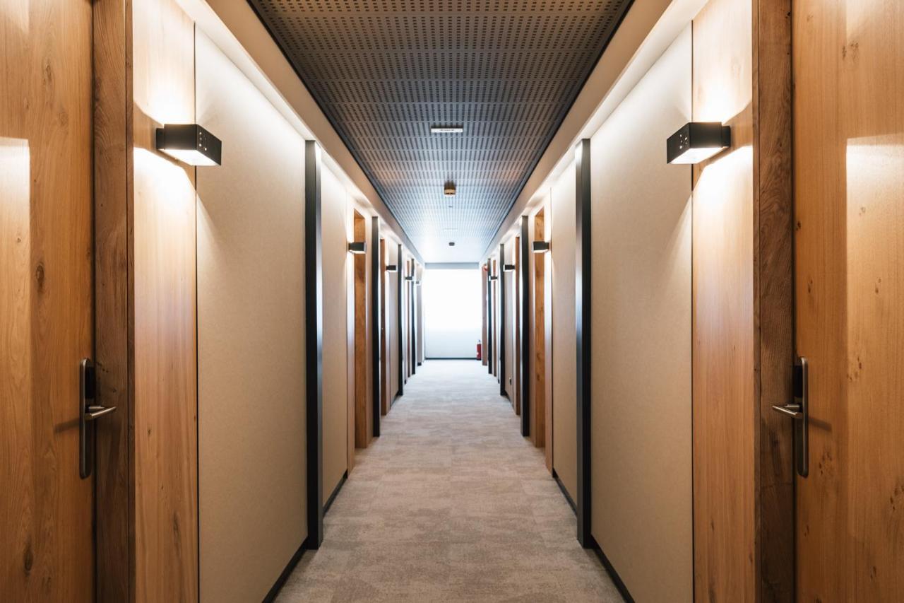 Hotel Costabella Girona Bagian luar foto